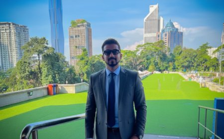 Mastering the Markets: The Visionary Journey of Rajat Sahoo and Easy Trading Academy